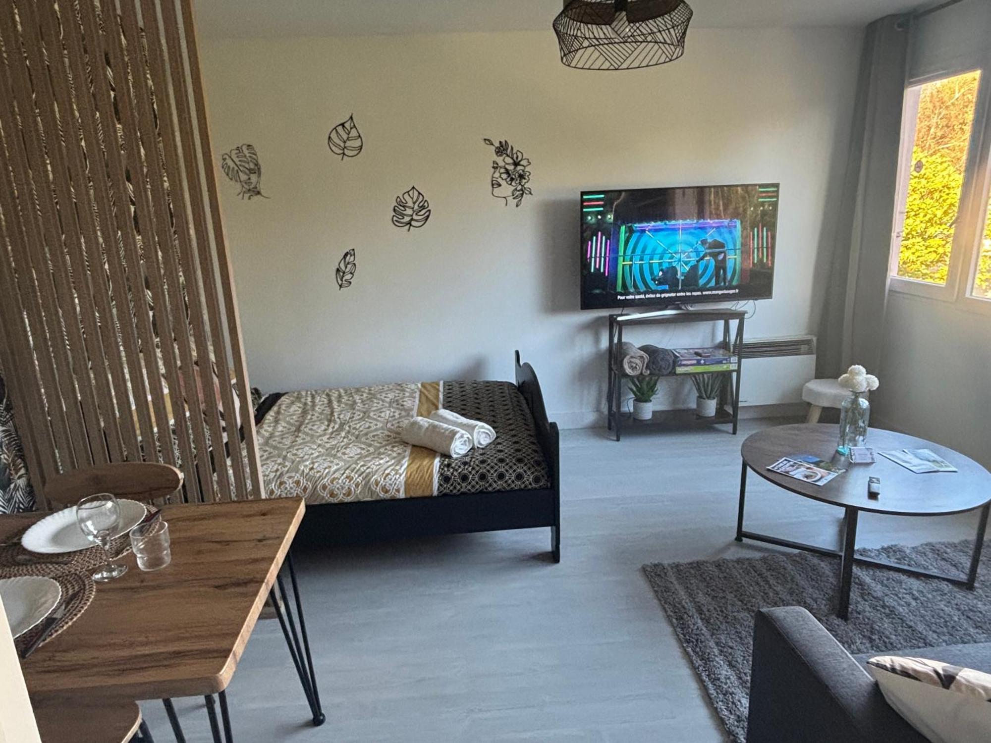 Bienvenue Chez Vous Apartment Valognes Ngoại thất bức ảnh