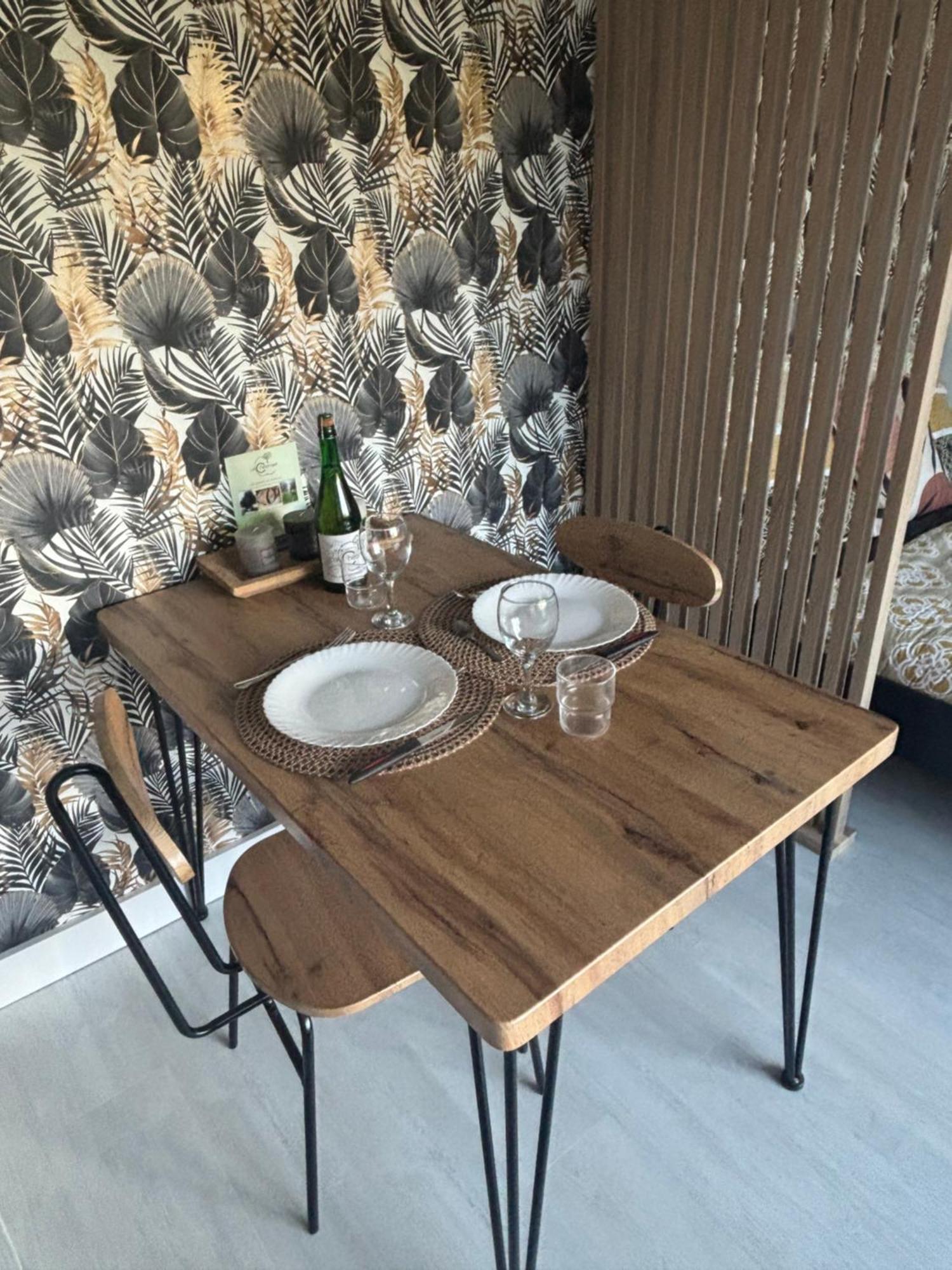 Bienvenue Chez Vous Apartment Valognes Ngoại thất bức ảnh